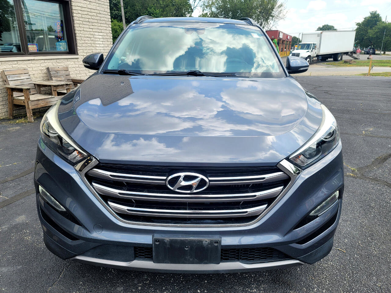 Used 2016 Hyundai Tucson Limited w/ Option Group 03 image 2