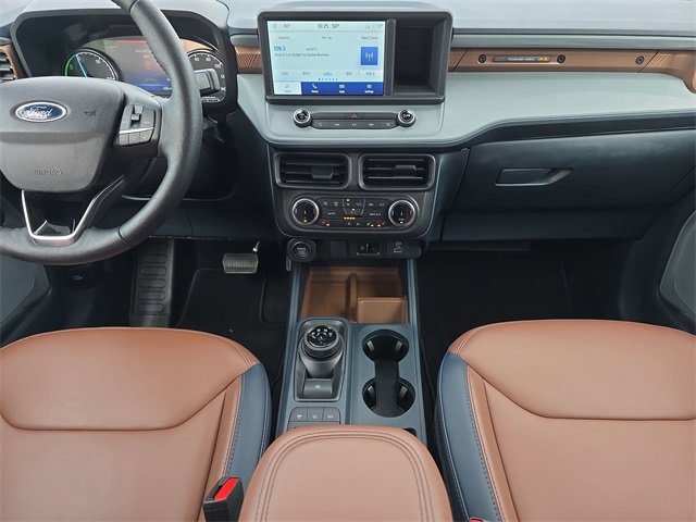 Used 2022 Ford Maverick Lariat w/ Lariat Luxury Package image 18