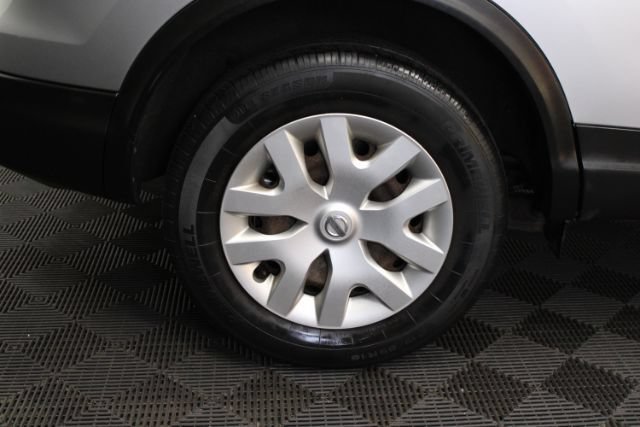 Used 2018 Nissan Rogue Sport S FWD image 6