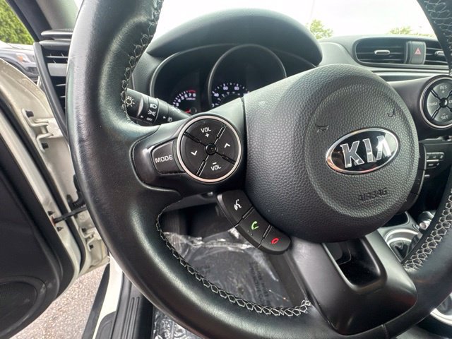 Used 2017 Kia Soul + w/ Designer's Package FWD image 18