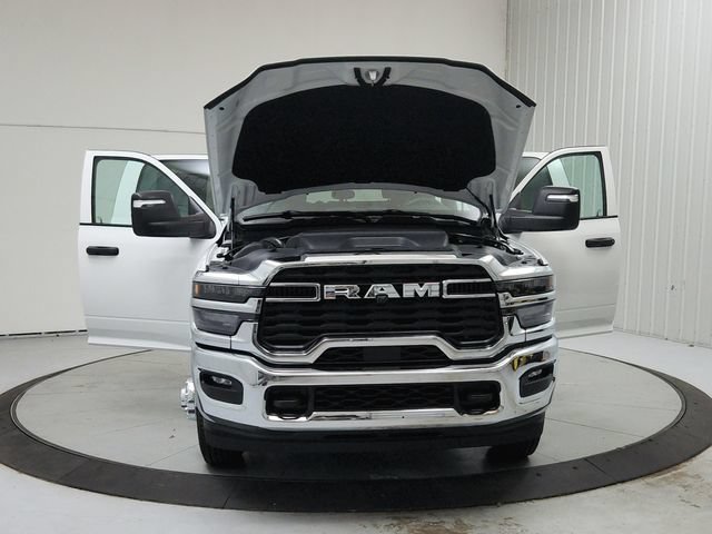 New 2026 RAM 3500 Tradesman w/ Chrome Appearance Group A AWD/4WD image 10