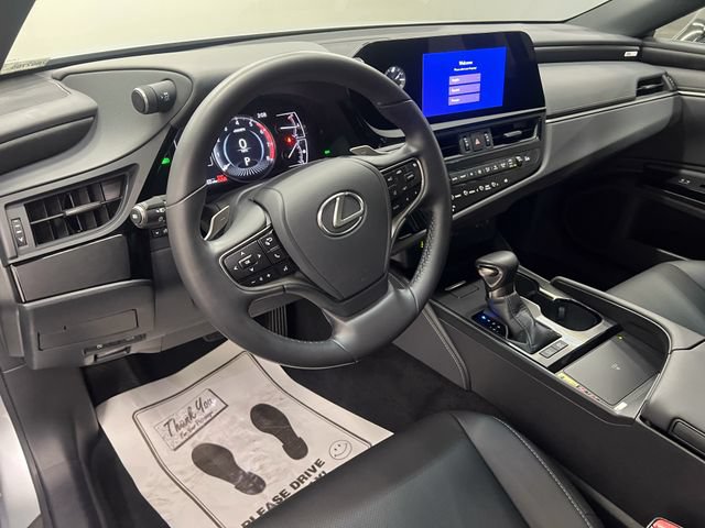 Certified 2025 Lexus ES 300h w/ Premium Package FWD image 16
