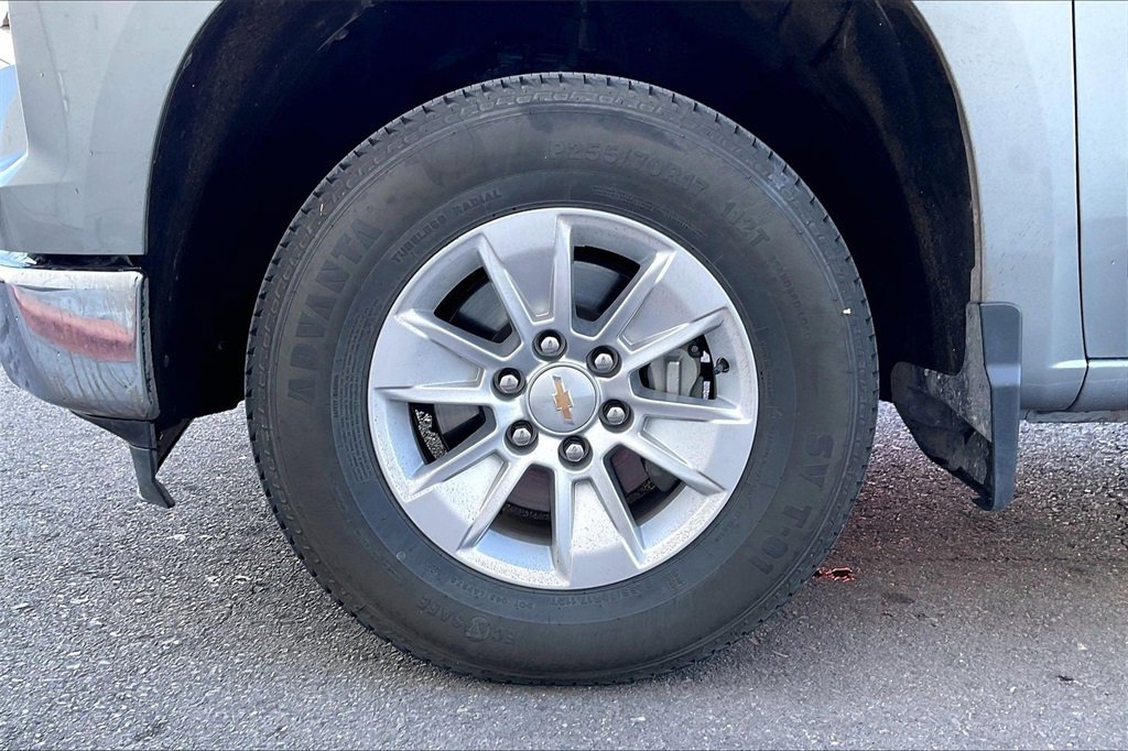Used 2025 Chevrolet Silverado 1500 LT image 9