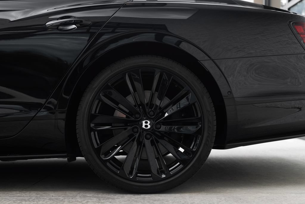 Used 2024 Bentley Flying Spur W12 AWD/4WD image 9