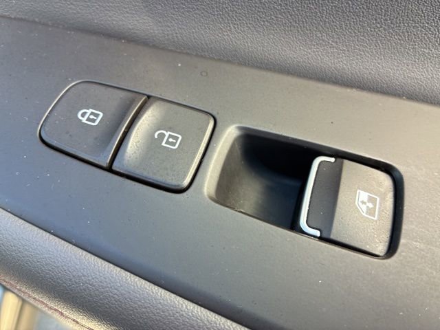 Used 2019 Hyundai Santa Fe AWD image 33