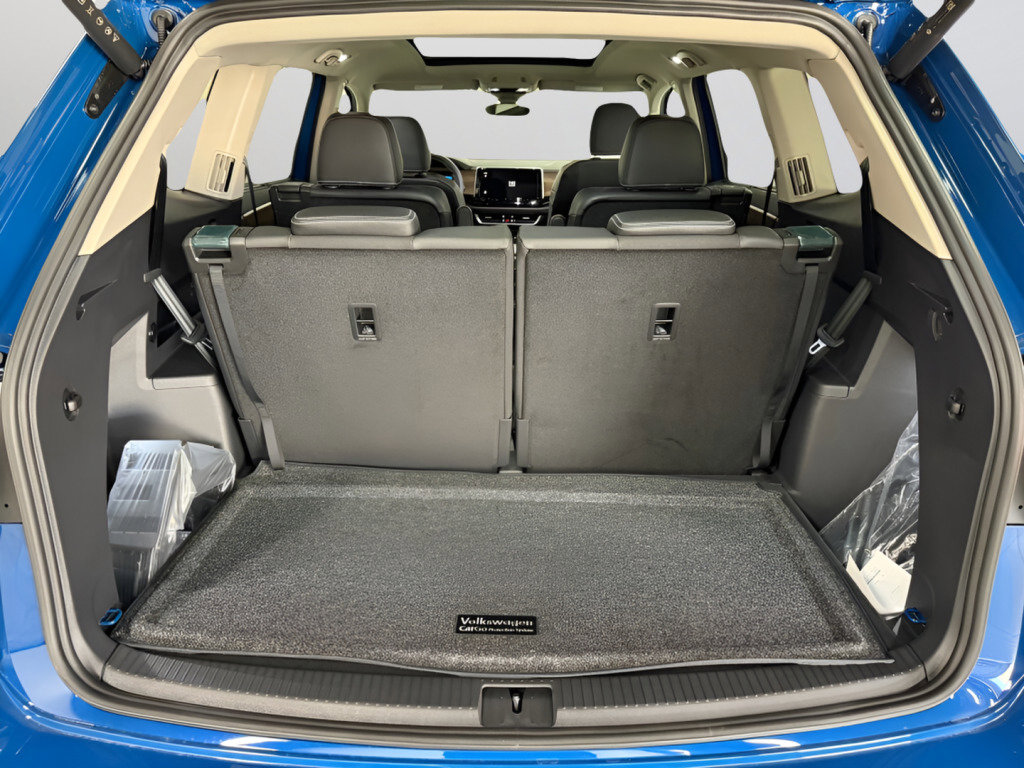 New 2026 Volkswagen Atlas SE image 9