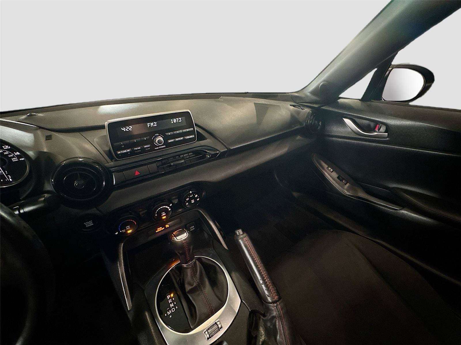Used 2016 MAZDA MX-5 Miata Sport RWD image 8