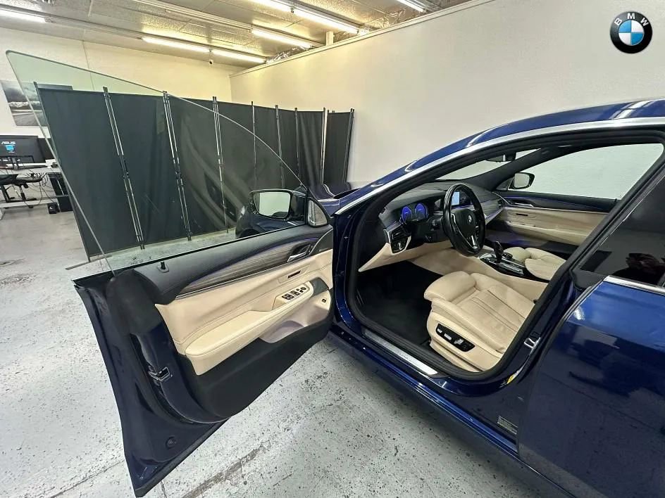 Used 2018 BMW 640i Gran Turismo xDrive 640i Gran Turismo xDrive Sedan w/ Dynamic Handling Package image 12