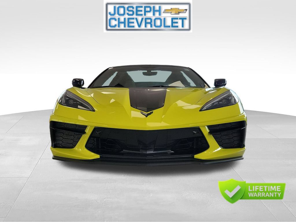Used 2023 Chevrolet Corvette Stingray Premium Conv w/ Z51 Performance Package RWD image 2