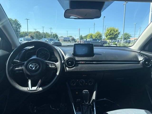 Used 2020 Toyota Yaris LE FWD image 10