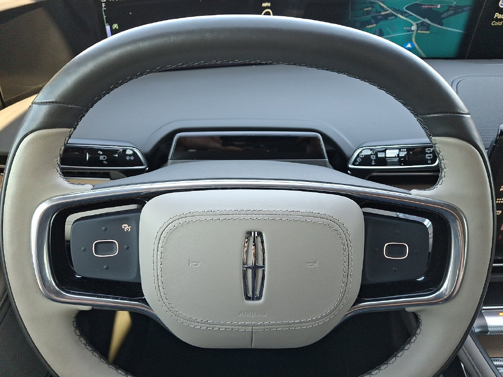 Certified 2025 Lincoln Nautilus Reserve AWD/4WD image 20