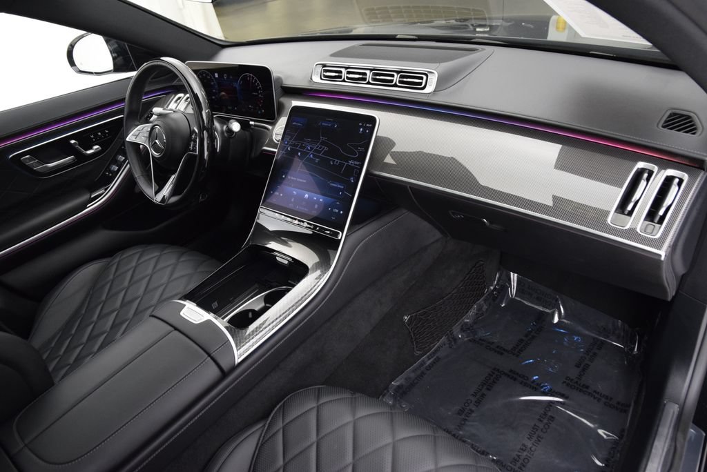 Used 2025 Mercedes-Benz S 580e 4MATIC Sedan image 14