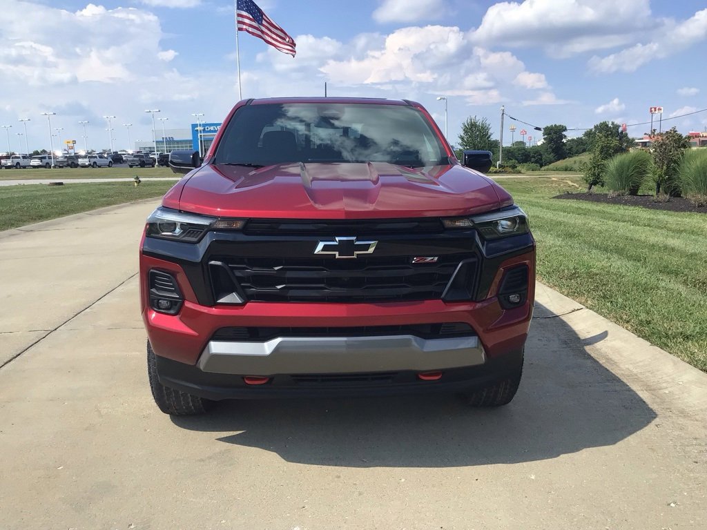 New 2026 Chevrolet Colorado Z71 w/ Technology Package image 3