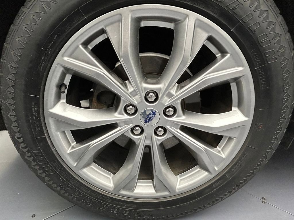 Used 2020 Ford Explorer XLT w/ Equipment Group 202A image 44