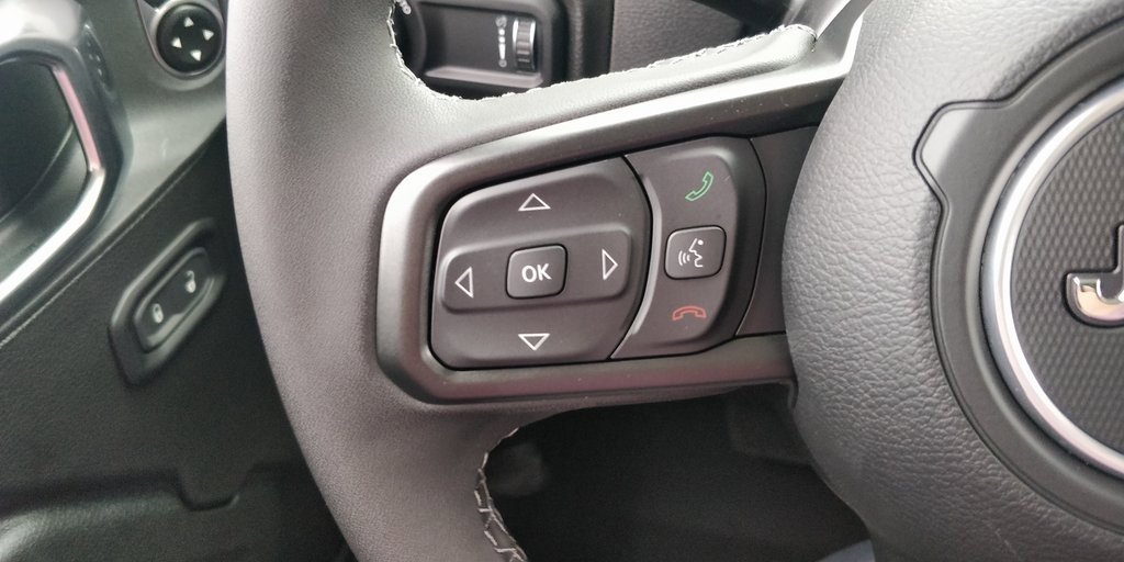 New 2025 Jeep Gladiator Sport image 23