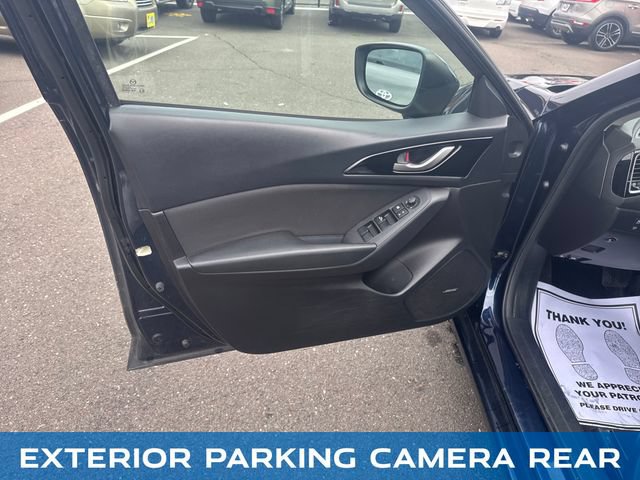 Used 2016 MAZDA MAZDA3 i Touring w/ Popular Equipment Package FWD image 10