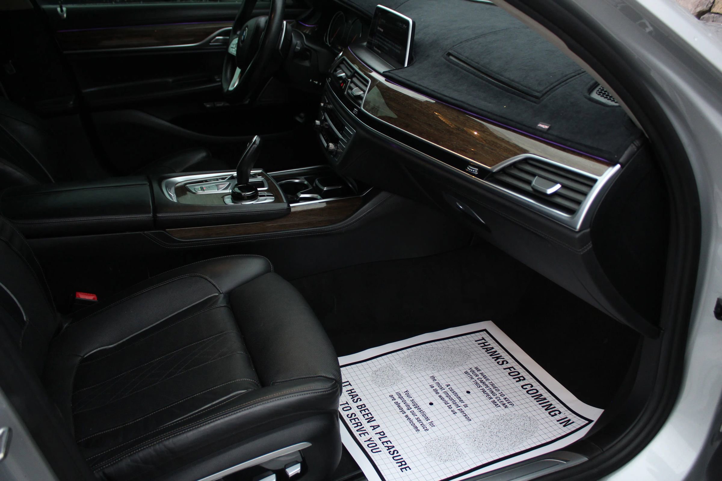 Used 2016 BMW 750i xDrive image 16