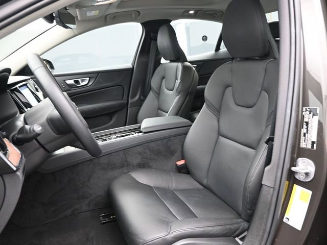Used 2025 Volvo S60 B5 Plus AWD/4WD image 10