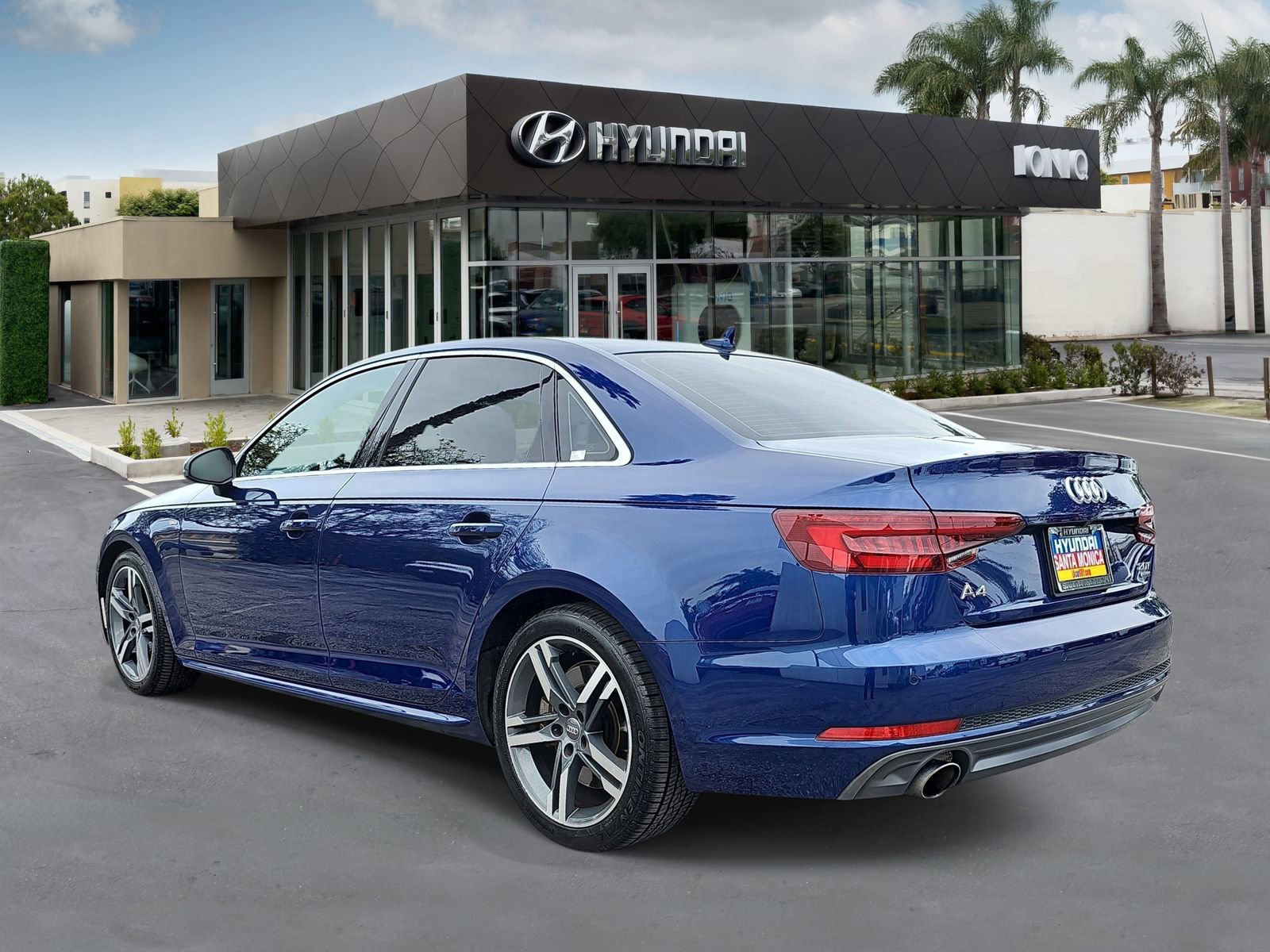 Used 2018 Audi A4 2.0T Premium Plus w/ Premium Plus Package AWD/4WD image 5