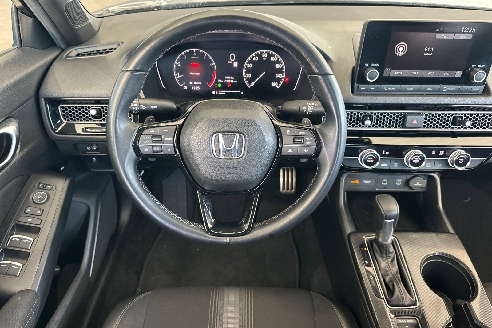 Used 2025 Honda Civic Sport image 14