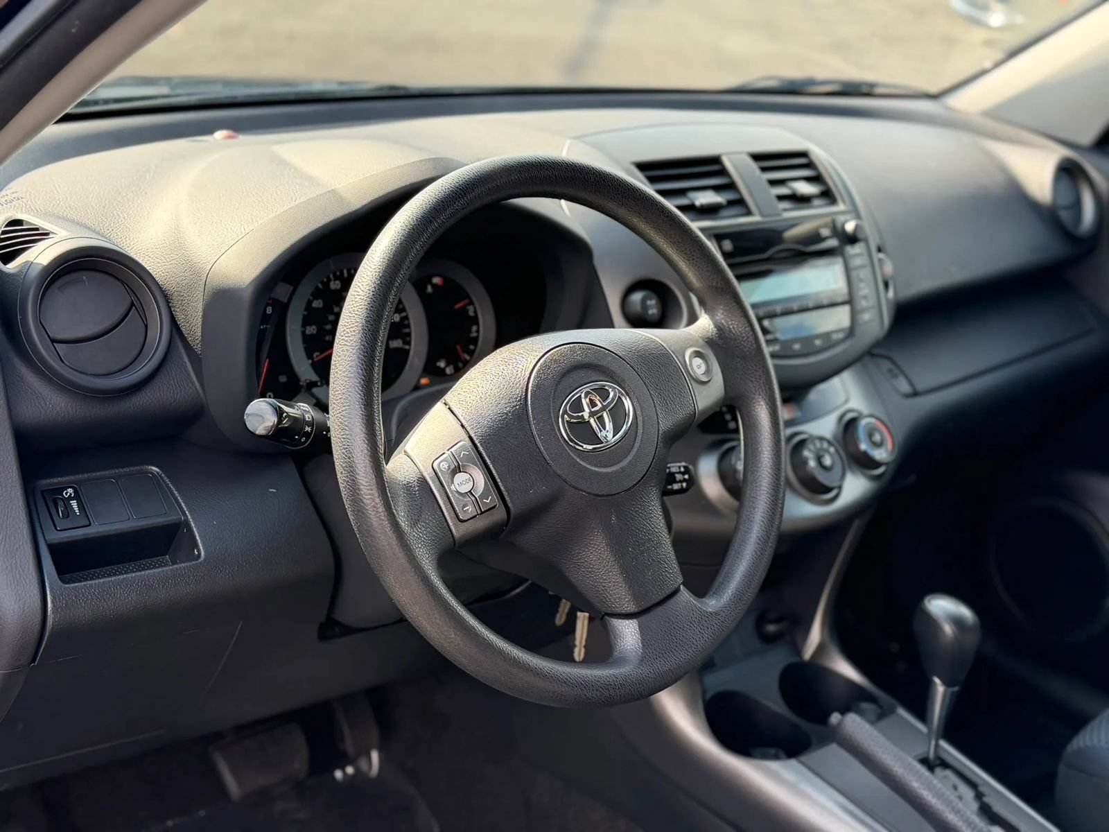Used 2011 Toyota RAV4 Sport w/ Sport Extra Value Pkg AWD/4WD image 11