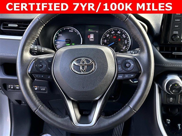 Used 2021 Toyota RAV4 XLE Premium image 19