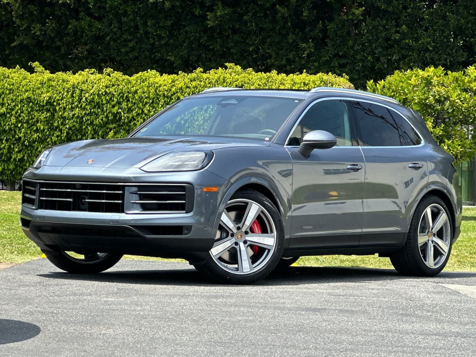 New 2026 Porsche Cayenne S AWD/4WD image 1