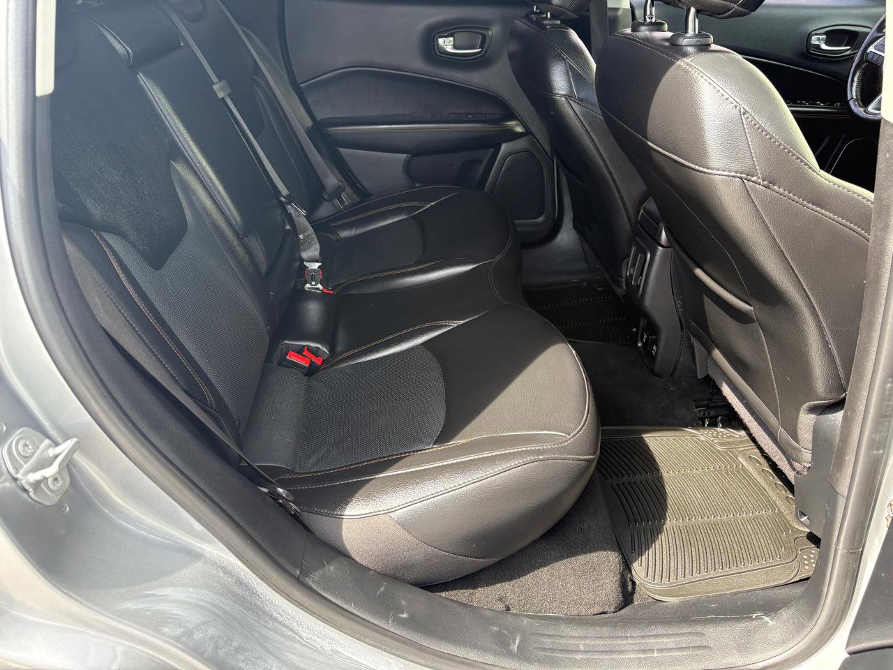 Used 2021 Jeep Compass Limited FWD image 14