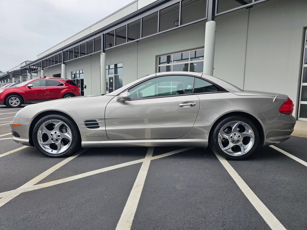 Used 2005 Mercedes-Benz SL 500 image 2