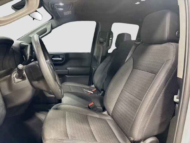 Certified 2025 Chevrolet Silverado 1500 Custom w/ Turbomax Blackout Package AWD/4WD image 18