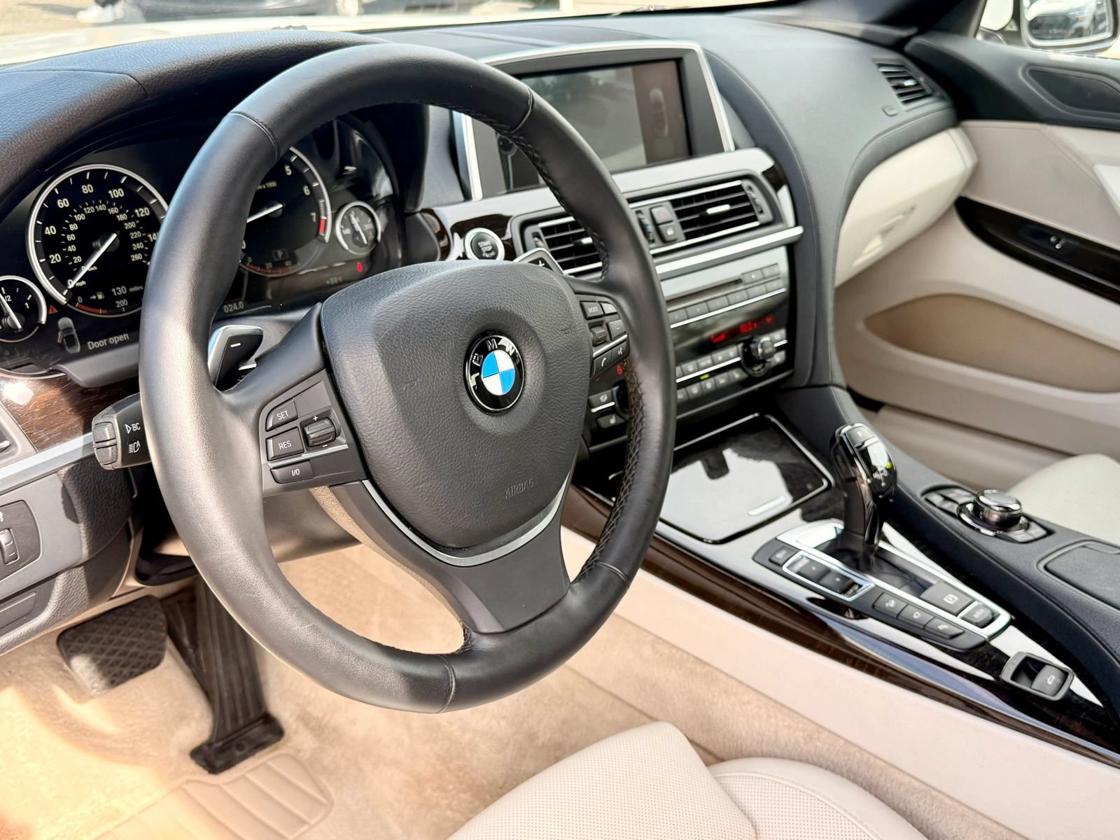 Used 2012 BMW 650i xDrive Convertible AWD/4WD image 40