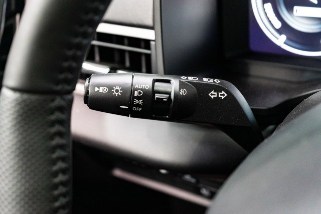 New 2025 Mitsubishi Outlander SEL Black Edition image 15