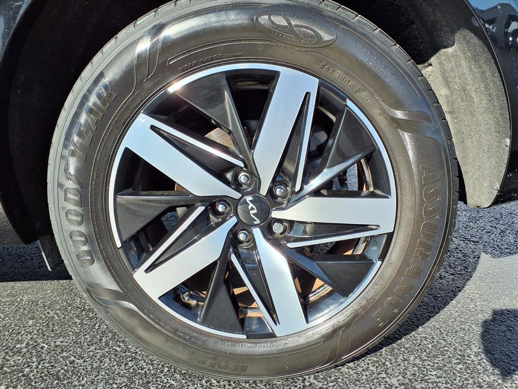 Used 2022 Kia Sorento EX w/ Panoramic Sunroof Package image 36