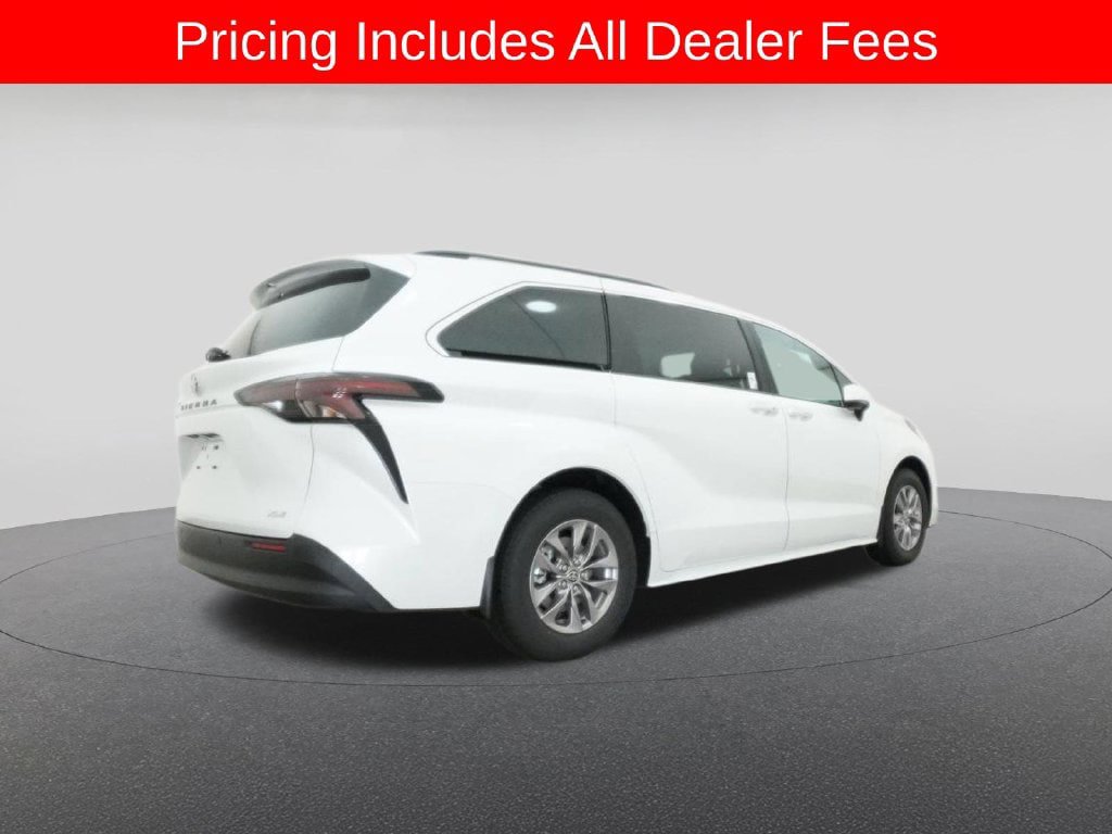 New 2026 Toyota Sienna XLE FWD image 25