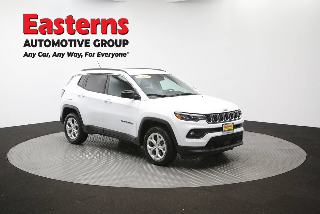 Used 2024 Jeep Compass Latitude AWD/4WD image 48