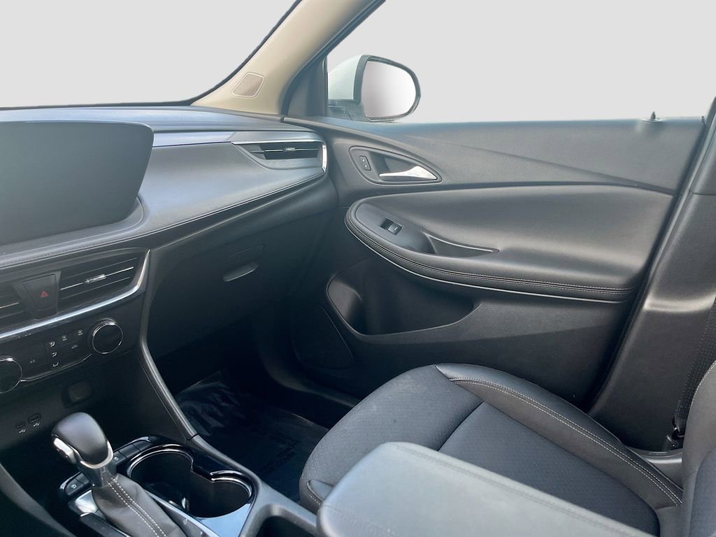 Used 2024 Buick Encore GX Preferred image 22