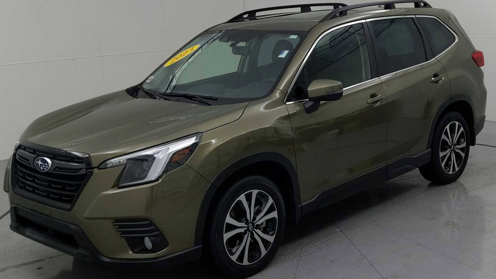 Certified 2023 Subaru Forester Limited AWD/4WD image 4