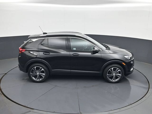 Certified 2021 Buick Encore GX Essence AWD/4WD image 16