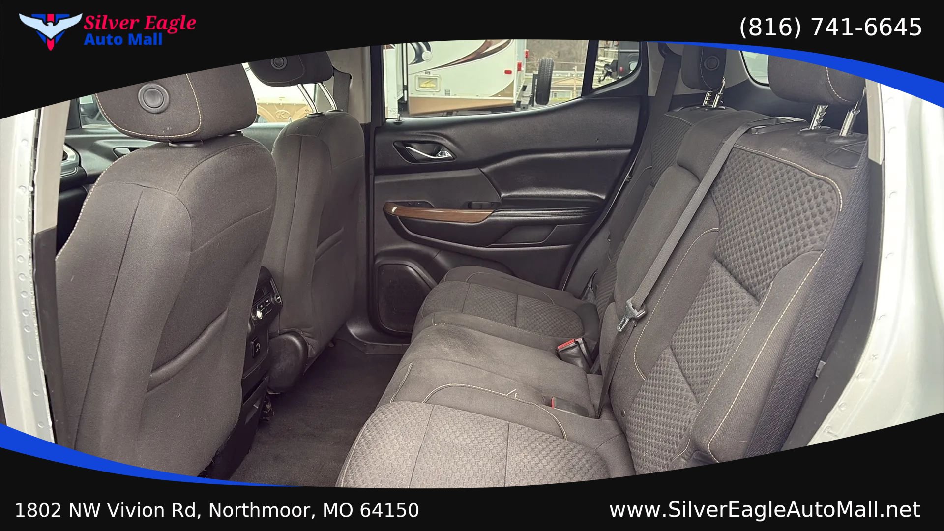 Used 2017 GMC Acadia SLE FWD image 10