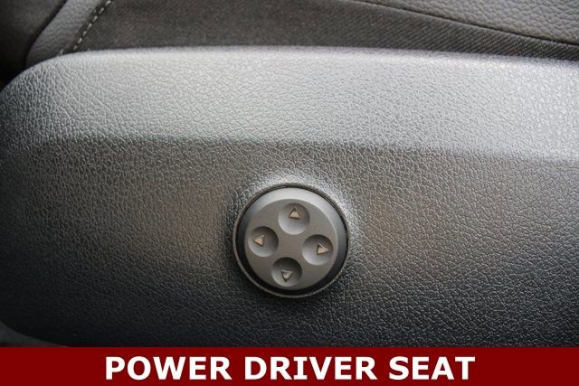 Used 2024 Mercedes-Benz C 300 4MATIC Sedan image 4