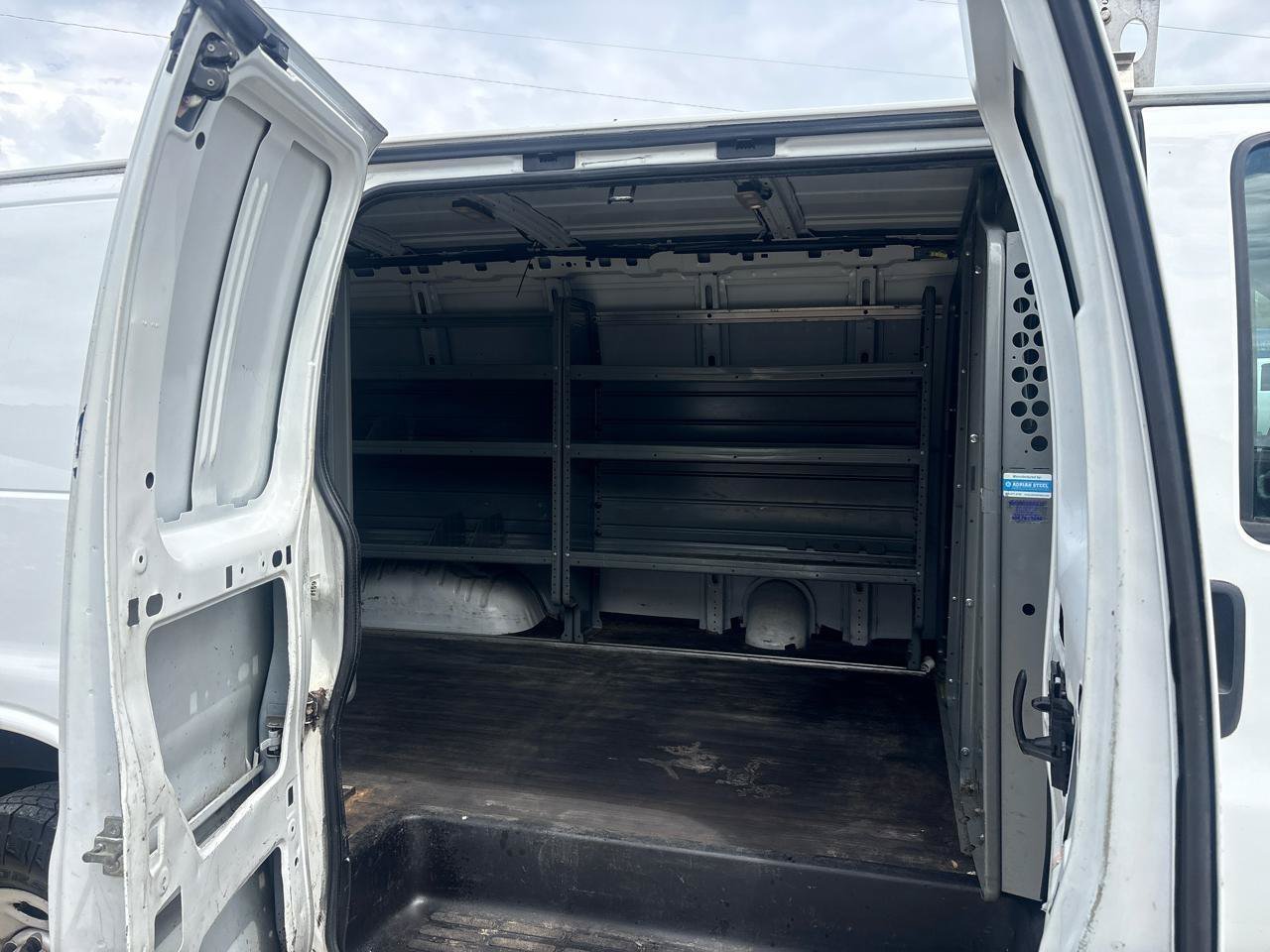 Used 2020 Chevrolet Express 2500 w/ Driver Convenience Package RWD image 17