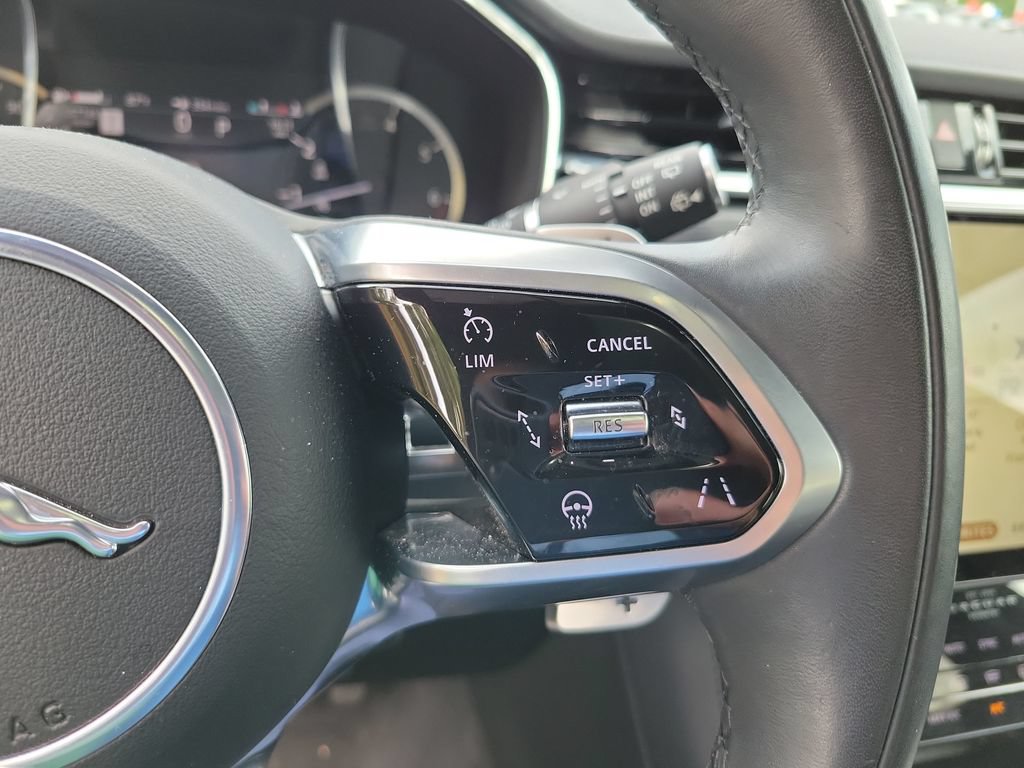 Used 2023 Jaguar F-PACE S AWD/4WD image 24