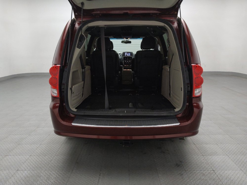 Used 2017 Dodge Grand Caravan SXT FWD image 29