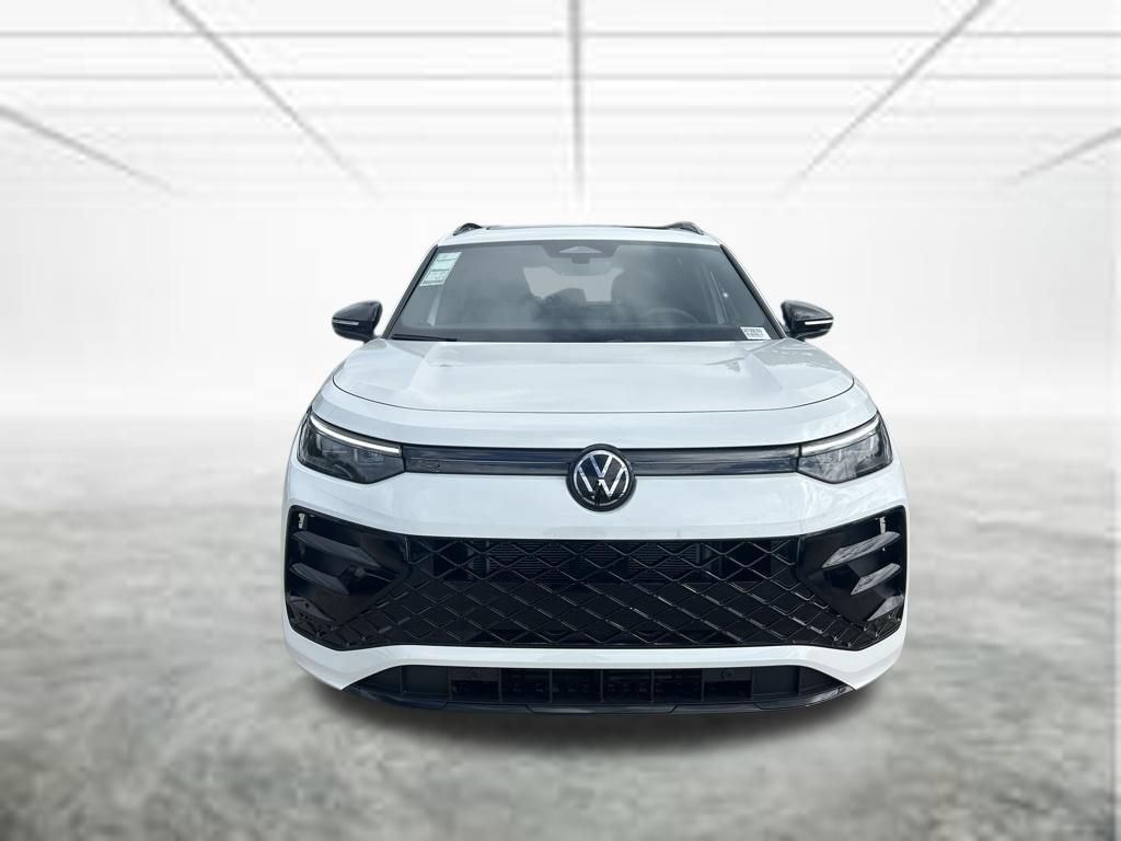 New 2026 Volkswagen Tiguan SE R-Line FWD image 8