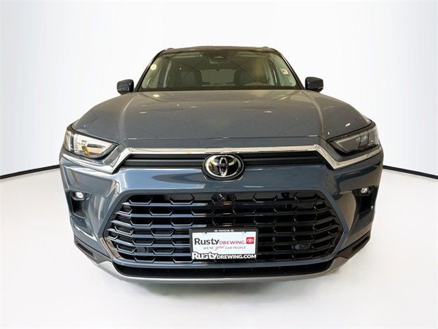 New 2026 Toyota Grand Highlander Platinum image 2