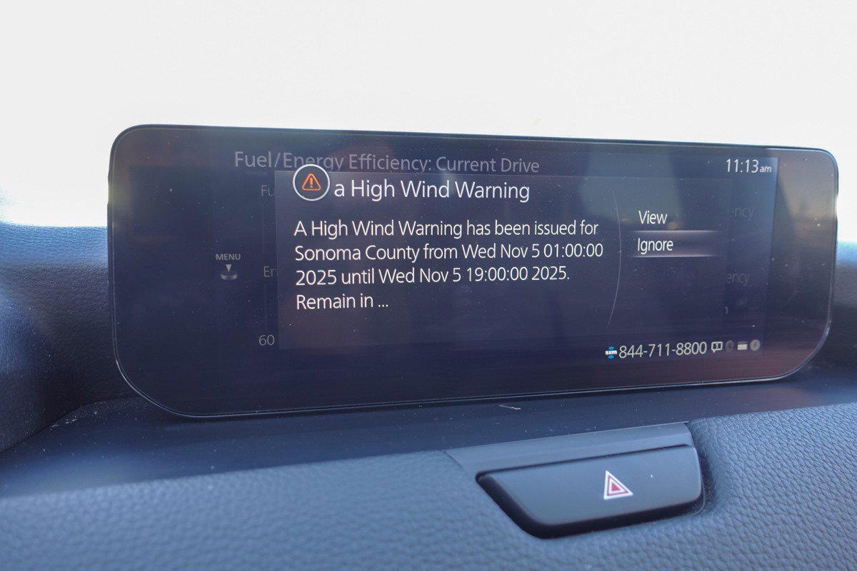 Certified 2024 MAZDA CX-90 Plug-In Hybrid w/ Premium Pkg image 17