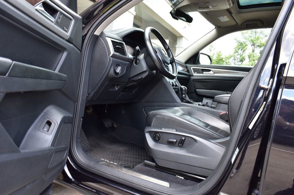 Used 2019 Volkswagen Atlas SEL Premium image 16