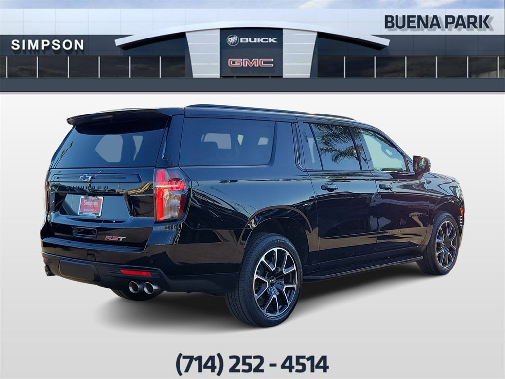 Certified 2023 Chevrolet Suburban RST w/ Sport Performance Package image 8