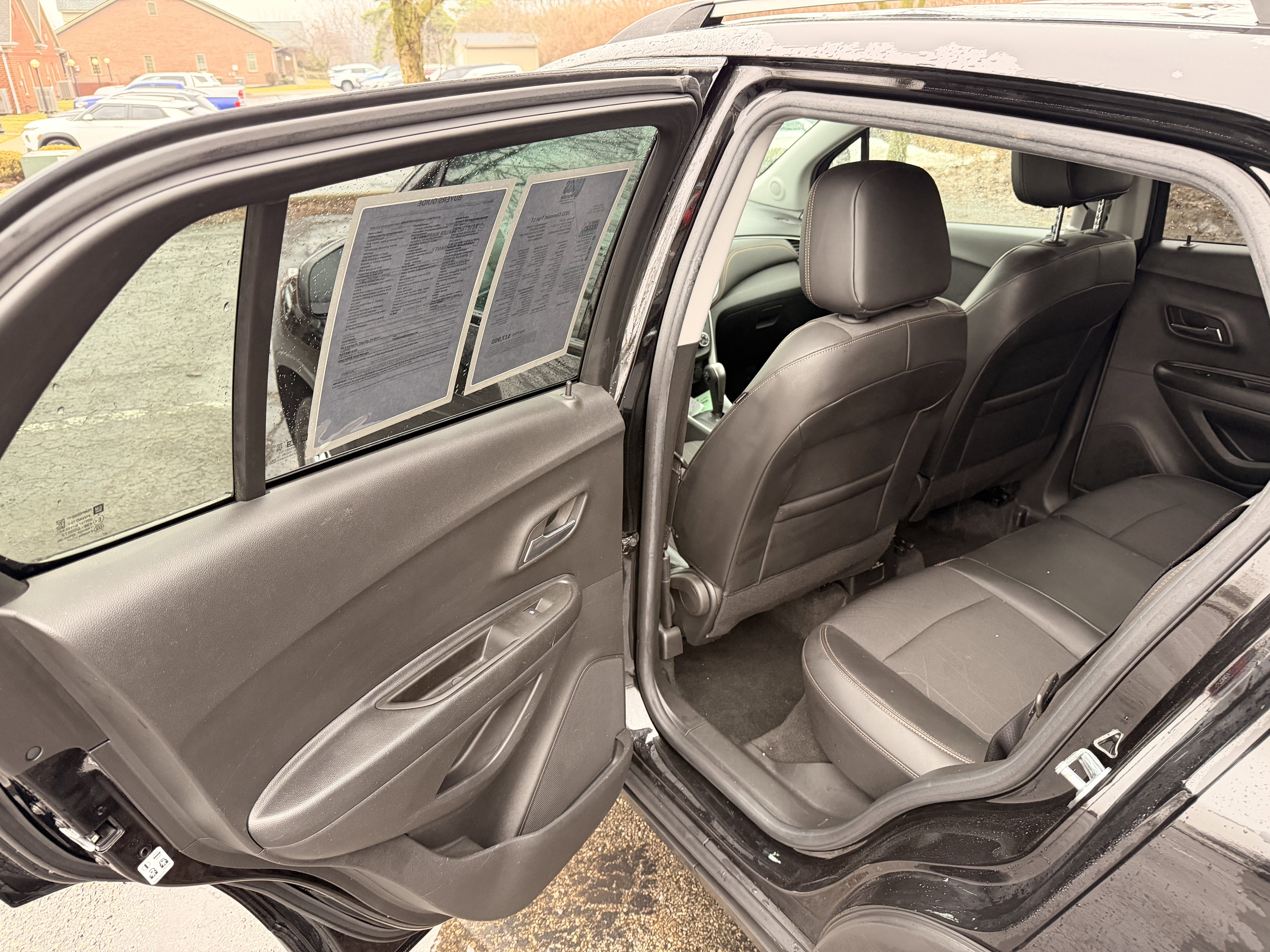 Used 2022 Chevrolet Trax LT image 11