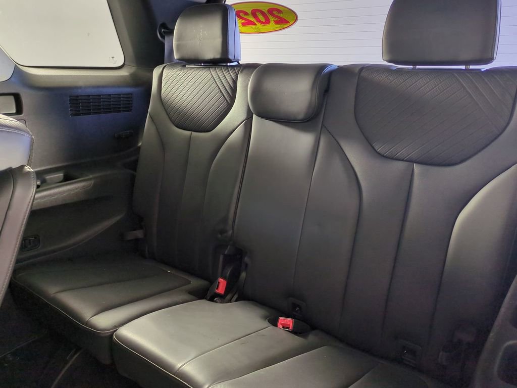 Certified 2024 Hyundai Palisade SEL w/ Premium Package image 16